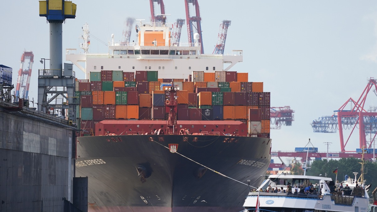 Häufigste Fragen bei ChatEurope: Geopolitik, Verteidigung und Wirtschaft - Foto: presseportal.de