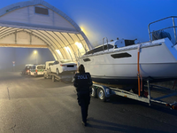 HZA-UL: Zöllner versteuern Segelyacht und Wohnmobil - Foto: presseportal.de