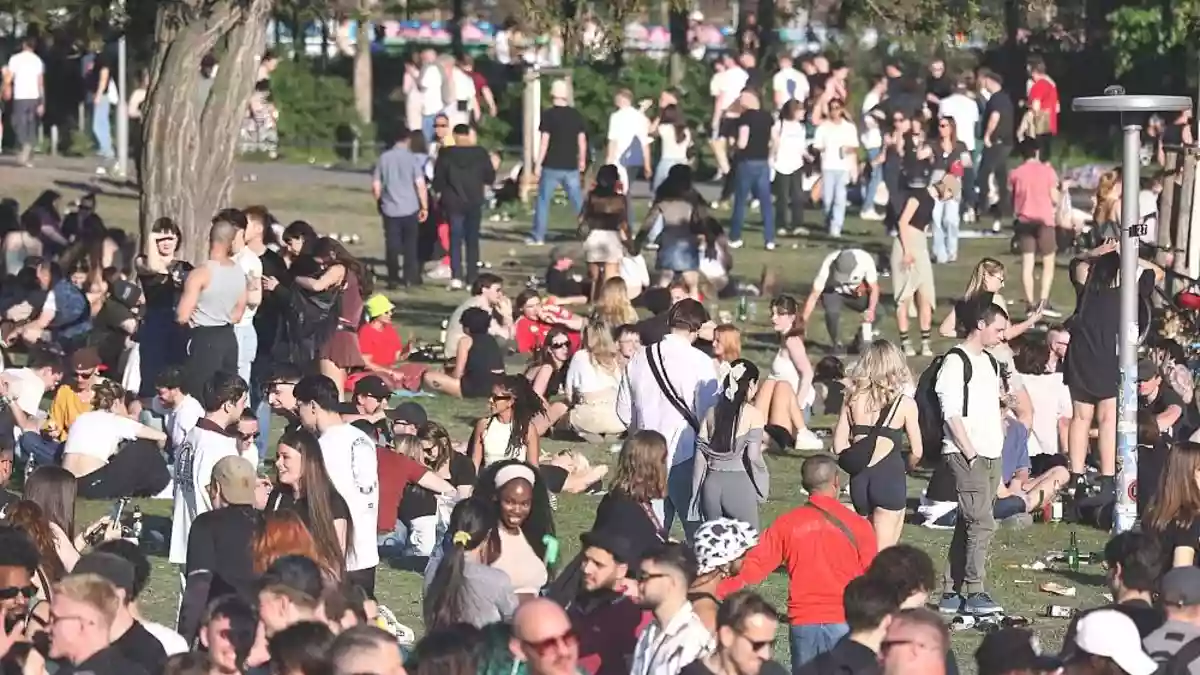 Opposition stärkt Jugend vor geplanten Protesten den Rücken