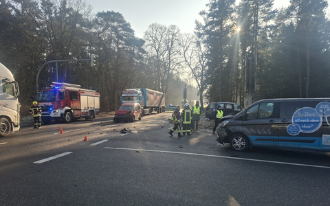 POL-HRO: Mehrere verletzte Personen bei Zusammenstoß auf der L072 - Foto: presseportal.de