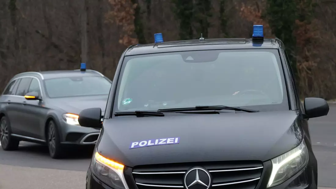 Für die Verdächtigen ging es in Untersuchungshaft.  - Bild: Rene Priebe/dpa