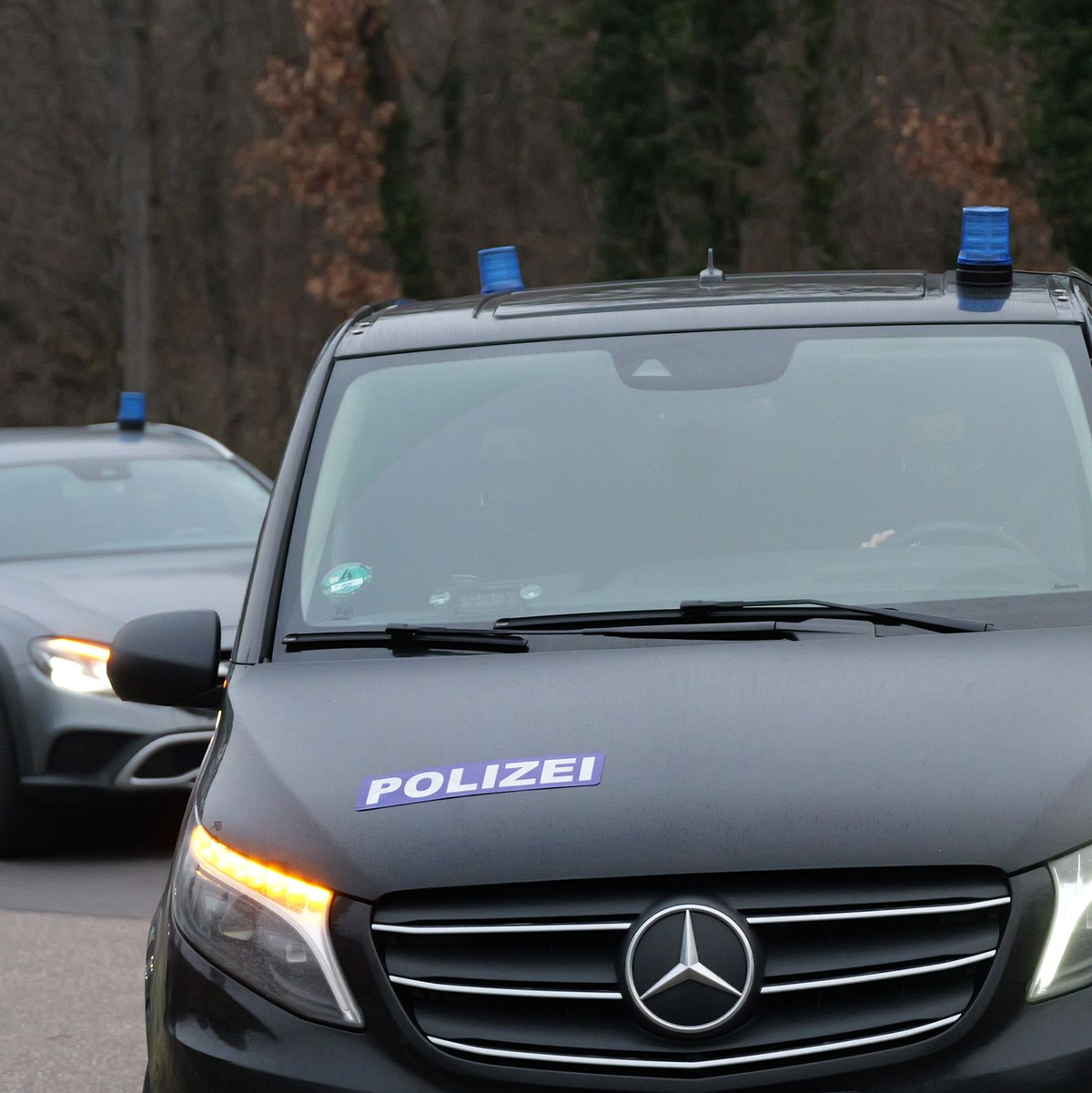 Für die Verdächtigen ging es in Untersuchungshaft.  - Foto: Rene Priebe/dpa