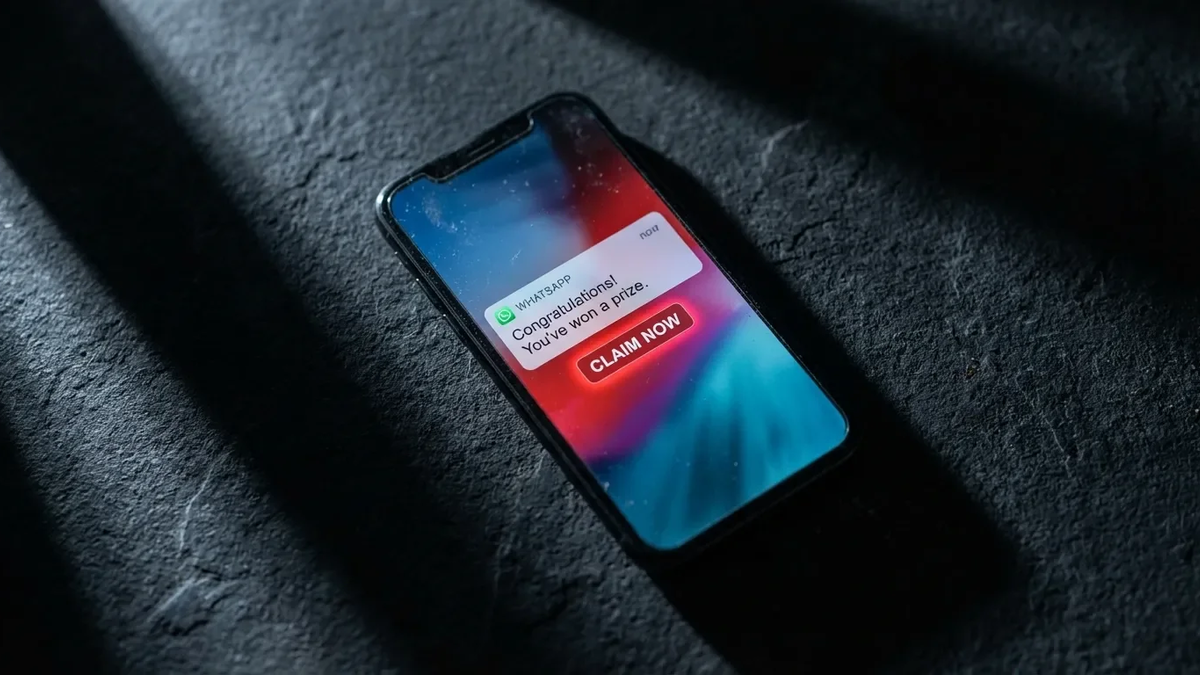 WhatsApp-Betrüger locken mit falschen Millionengewinnen - Foto: über boerse-global.de
