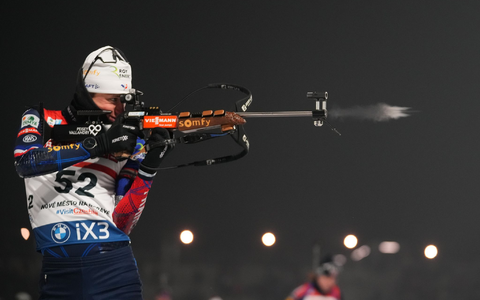 Sieg im verkürzten Einzel: Eric Perrot. - Foto: Petr David Josek/AP/dpa