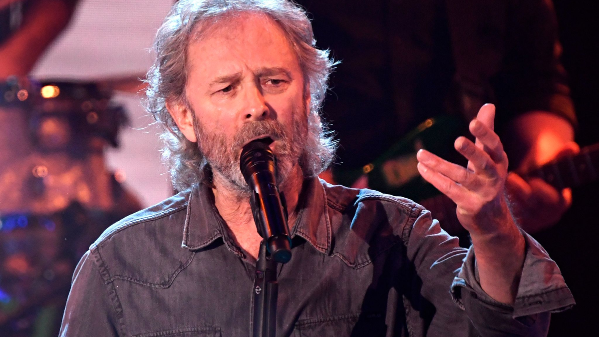 Schlagerstar Wolfgang Petry überrascht mit einer Single in Kölscher Mundart. (Archivfoto) - Foto: Jens Meyer/AP/Pool/dpa