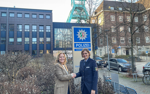 POL-BO: Führungswechsel im Polizeipräsidium Bochum: Direktion Verkehr unter neuer Leitung - Foto: presseportal.de