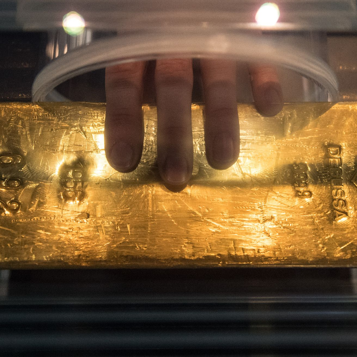 Gold zum Anfassen im Geldmuseum der Bundesbank. (Archivbild) - Foto: picture alliance / Boris Roessler/dpa