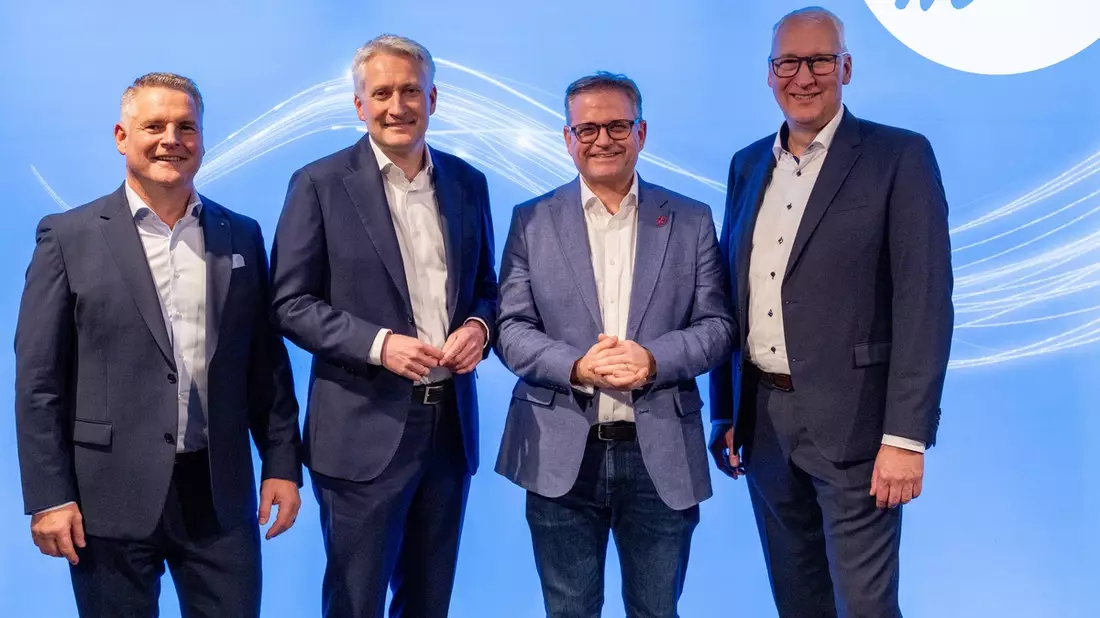 Leistungsfähige Glasfaser-Netze als Fundament einer zukunftssicheren digitalen Infrastruktur/ M-net Neujahrsempfang 2026 - Bild: presseportal.de