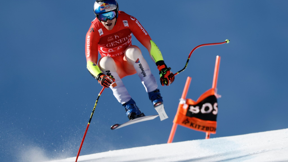 Der Schweizer Marco Odermatt zeigte wieder mal eine famose Fahrt. - Foto: Gabriele Facciotti/AP/dpa