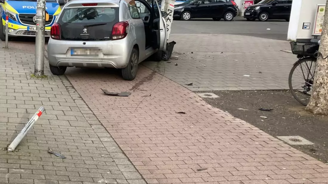 POL-MS: Pkw verunfallt auf Hammer Straße - Fahrer unter Drogeneinfluss - Bild: presseportal.de
