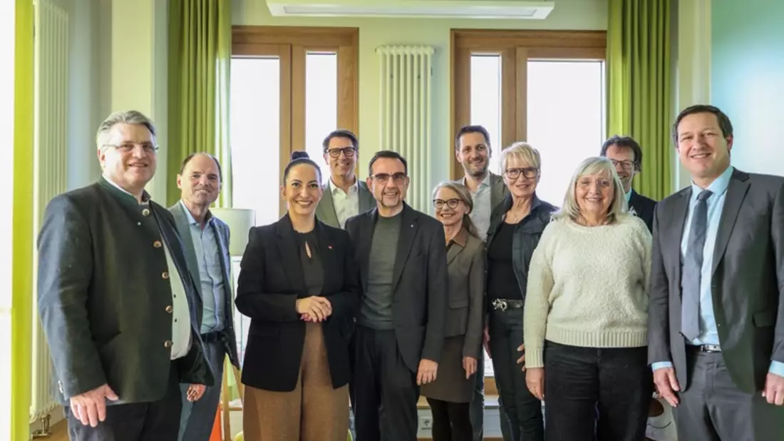 Vorstand der CSU-Landtagsfraktion vor Ort in Unterfranken - Wirtschaft, Trinkwasserversorgung und Soziales im Fokus - Bild: presseportal.de