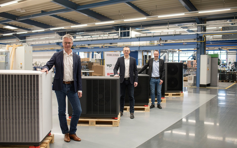 Wärmepumpen-Fertigung von Stiebel Eltron in Höxter (NRW) läuft an | Willkommen in der Achterbahn - Foto: presseportal.de