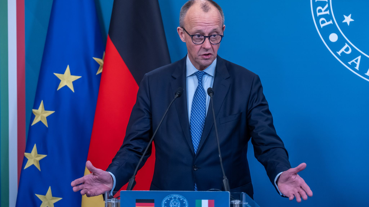 Die Antwort des Kanzlers auf Trumps Friedensrat lautet: Nein, aber ... . - Foto: Michael Kappeler/dpa