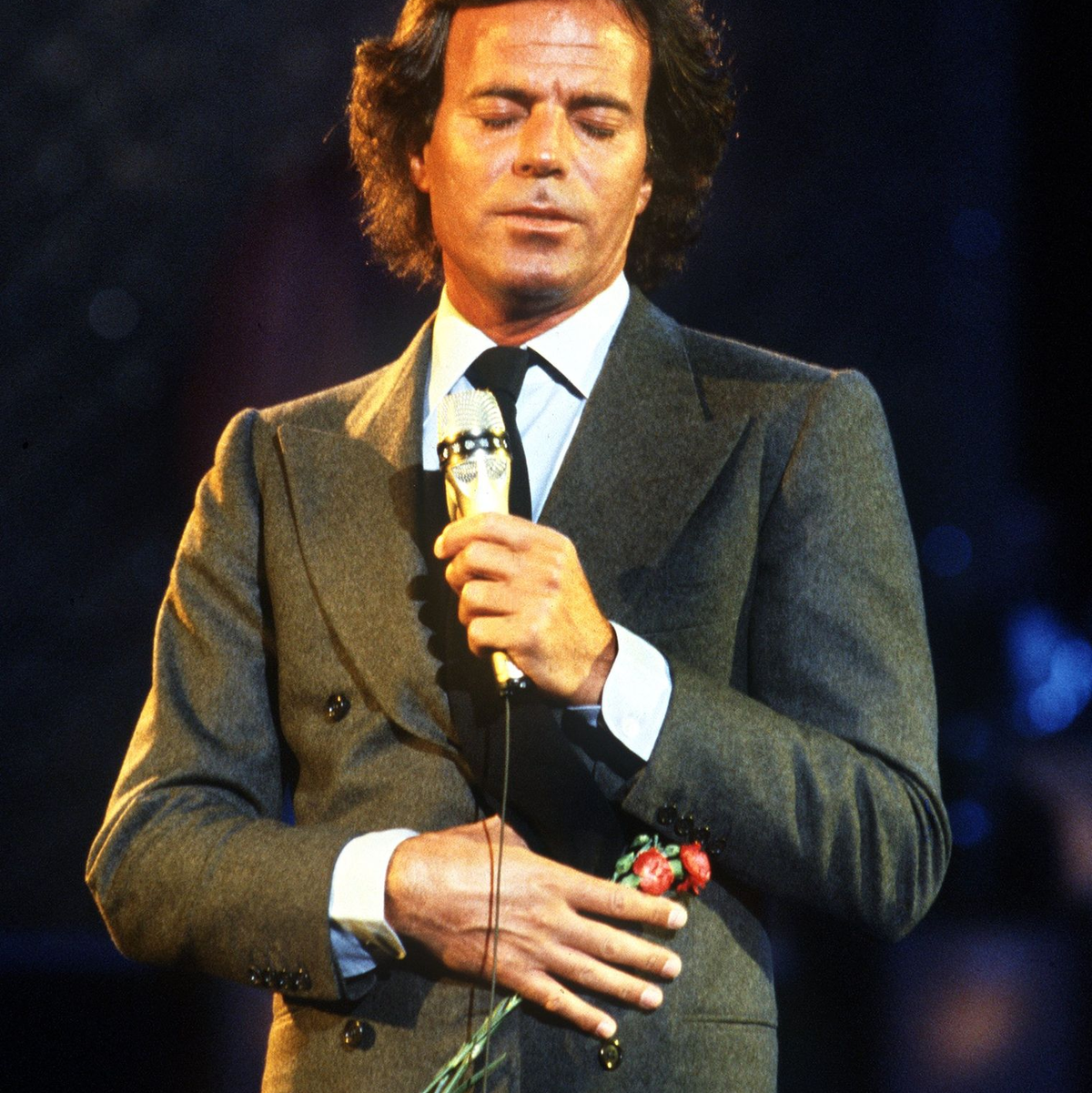 Die spanische Staatsanwaltschaft hat Ermittlungen gegen Julio Iglesias eingestellt, weil sie nicht zuständig sei. Der spanische Sänger hatte die gegen ihn erhobenen Vorwürfe vehement zurückgewiesen. (Archivfoto) - Foto: Martin Athenstädt/dpa