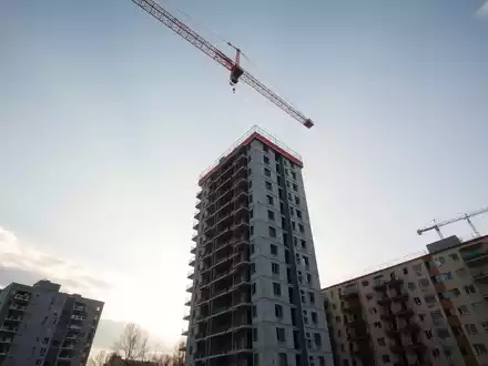 Ostdeutscher Wohnungsbau steht 2026 am Scheideweg - Foto: über boerse-global.de