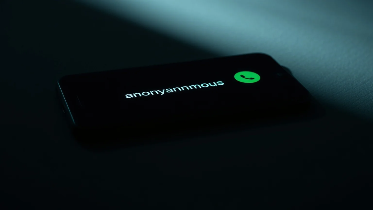 Betrüger nutzen KI für perfide SMS- und Telefon-Angriffe - Foto: über boerse-global.de