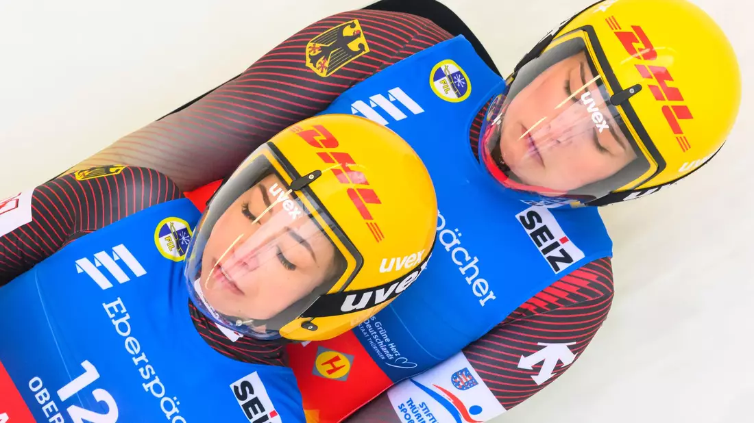  Elisa-Marie Storch und Pauline Patz fahren mit Platz zwei ihre beste Weltcup-Platzierung ein.  - Bild: Robert Michael/dpa