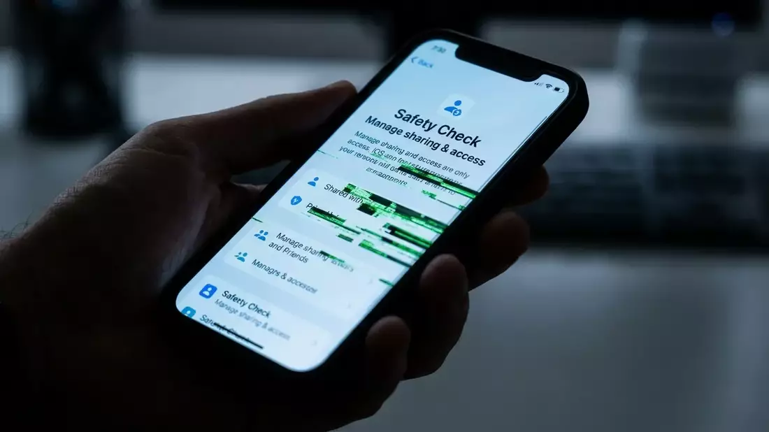 Apple warnt: Millionen iPhones durch aktive Angriffe gefährdet - Bild: über boerse-global.de
