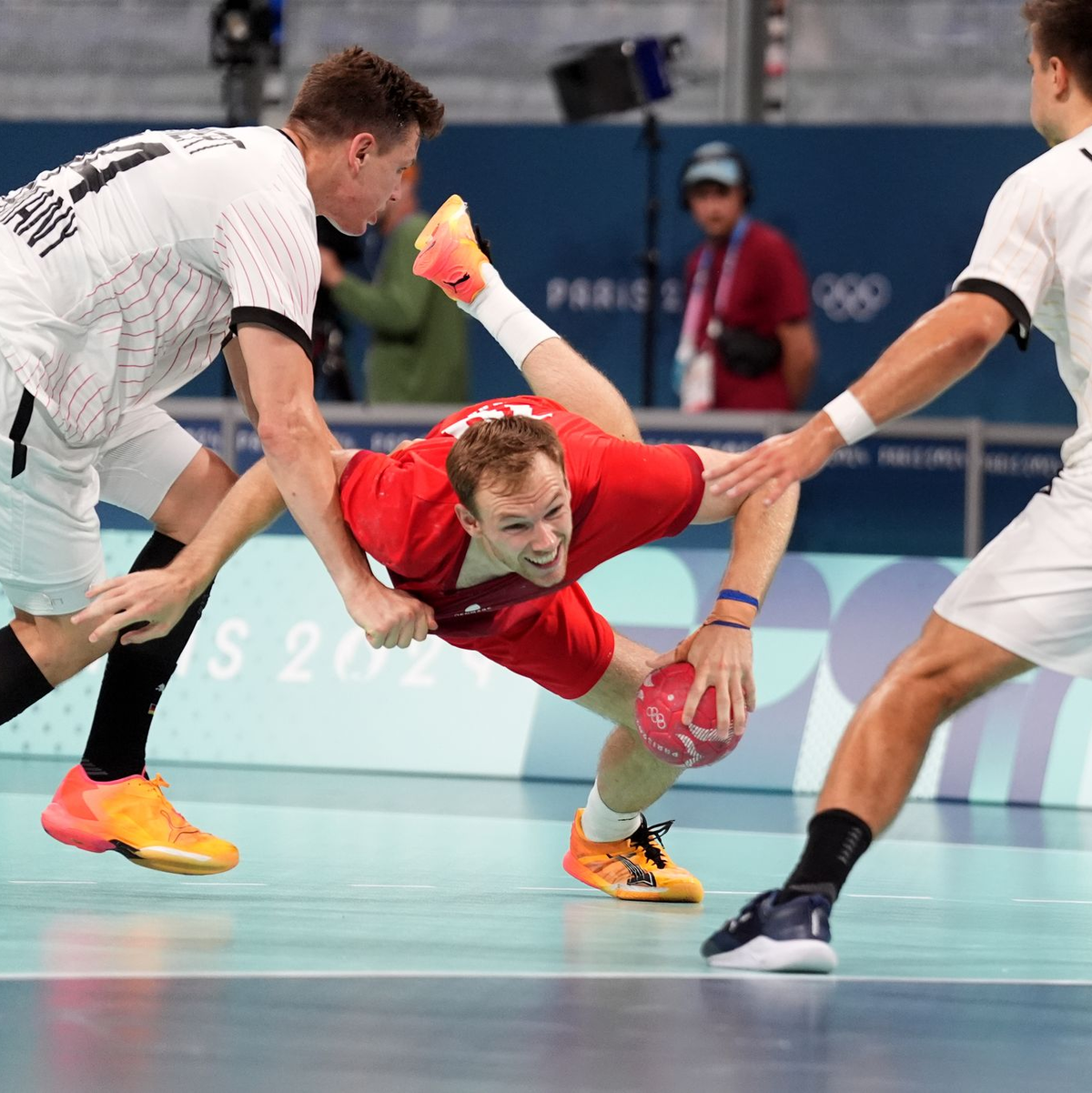 Bei Olympia 2024 nicht aufzuhalten: Dänemarks Mathias Gidsel. (Archivbild) - Foto: Marcus Brandt/dpa
