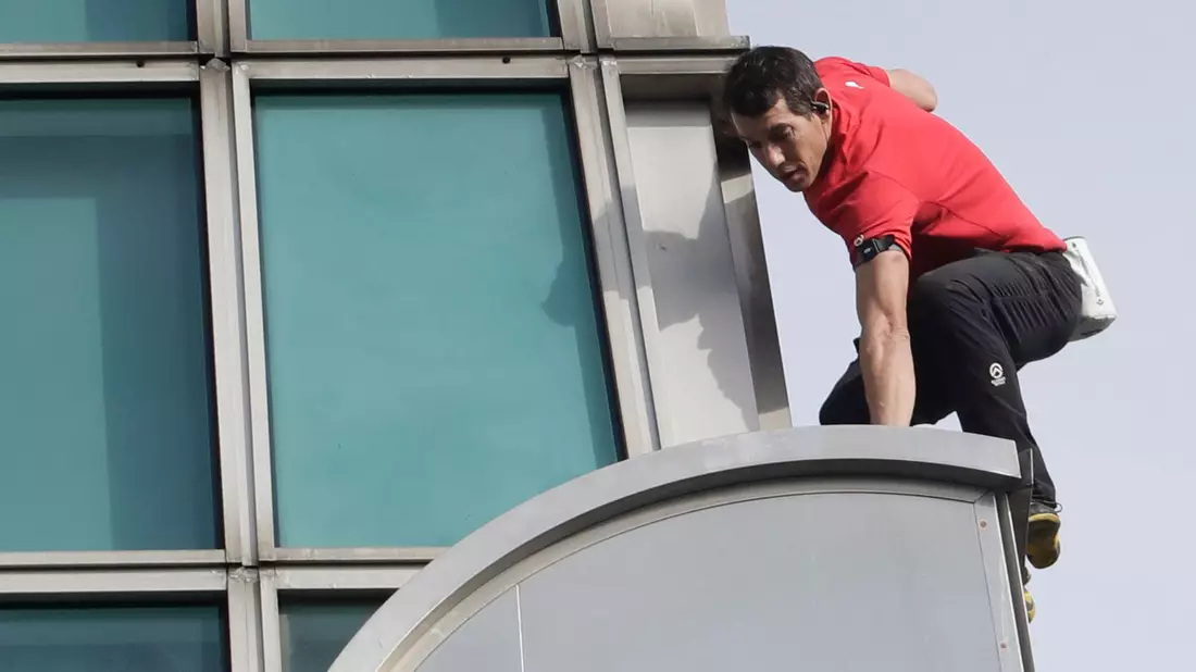 Während des Aufstiegs hatte Honnold mehrfach davon gesprochen, sich müde und angestrengt zu fühlen. - Bild: ChiangYing-ying/AP/dpa