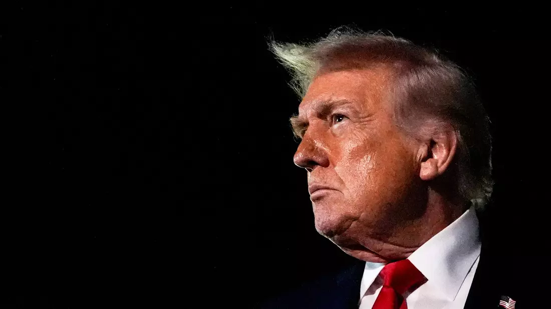 Mit seinen Aussagen zum Nato-Einsatz in Afghanistan sorgte Donald Trump erneut für Kritik. (Archivbild) - Bild: Julia Demaree Nikhinson/AP/dpa