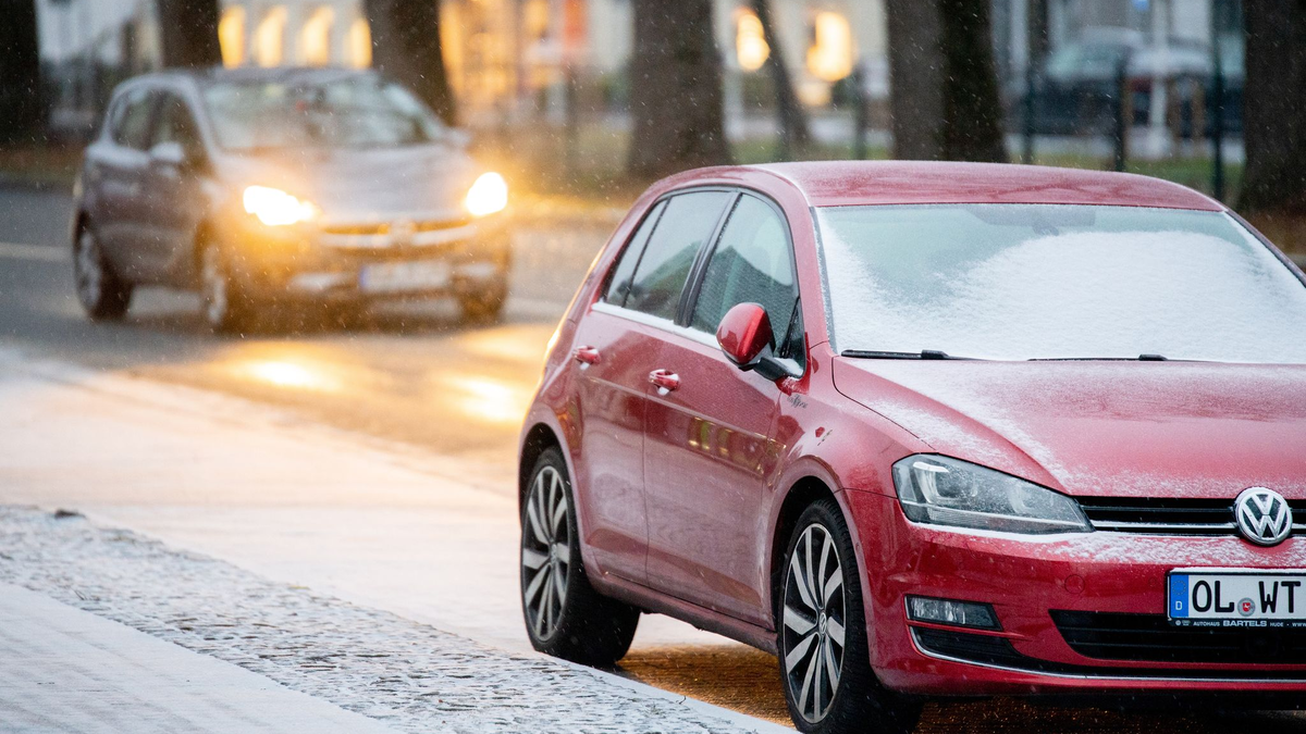 Vor allem in Baden-Württemberg und Franken soll es kräftig schneien. (Archivbild) - Foto: Hauke-Christian Dittrich/dpa