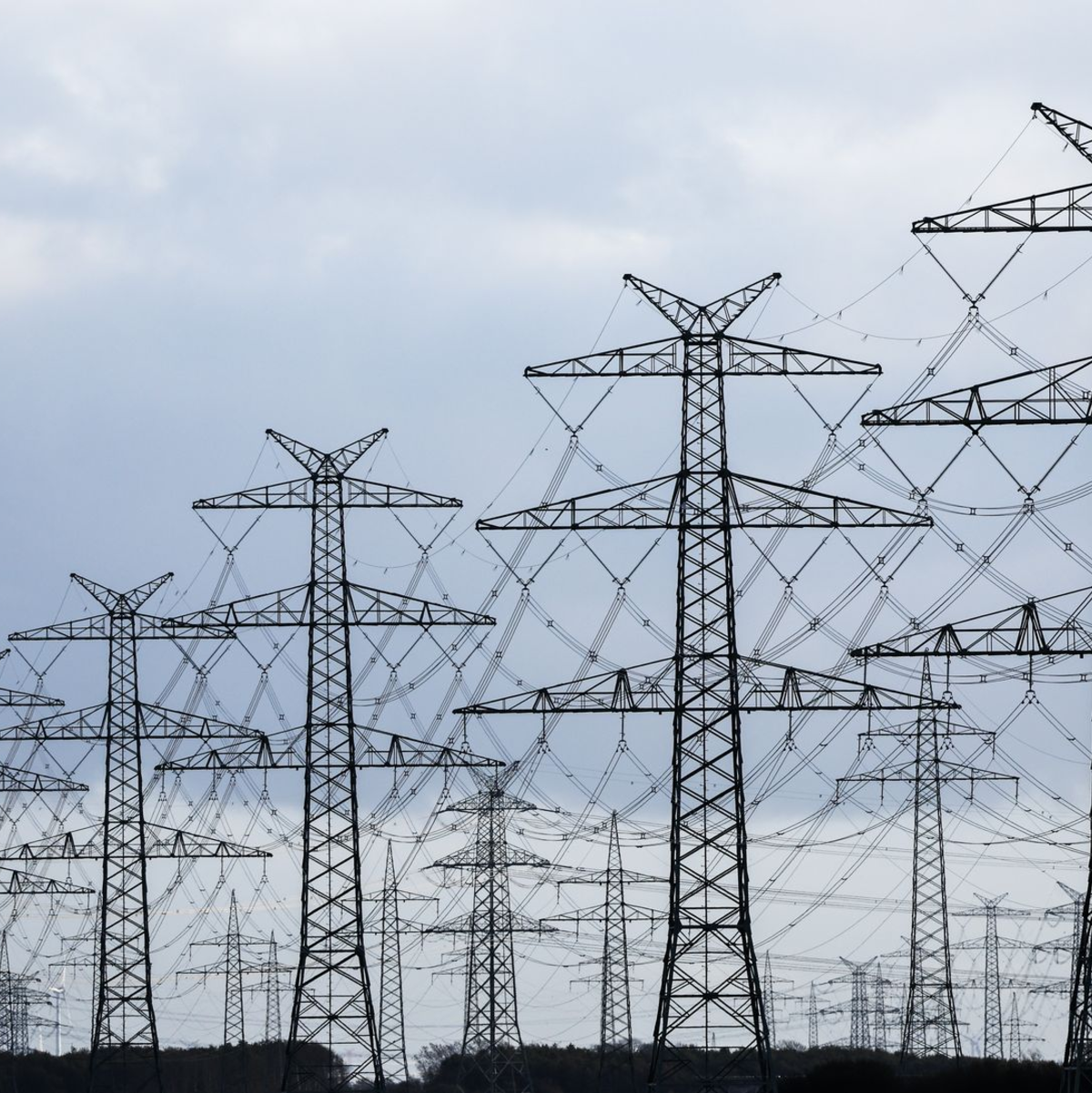 Ein Investitionsziel in Deutschland: Beim Stromnetzbetreiber Tennet stiegen ausländische Staatsfonds ein. - Foto: Christian Charisius/dpa