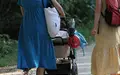 Zwei Frauen mit Kinderwagen (Archiv) - Foto: via dts Nachrichtenagentur
