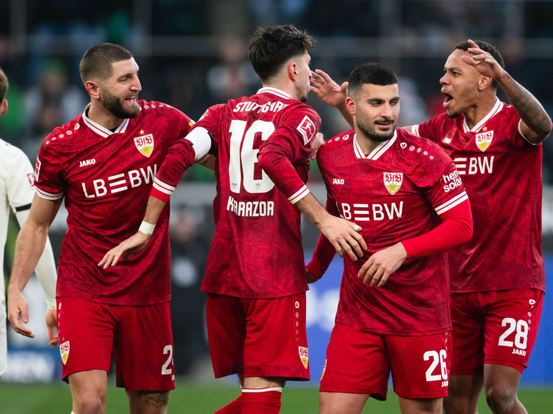 Der VfB Stuttgart jubelt auch in Mönchengladbach. - Foto: Marius Becker/dpa