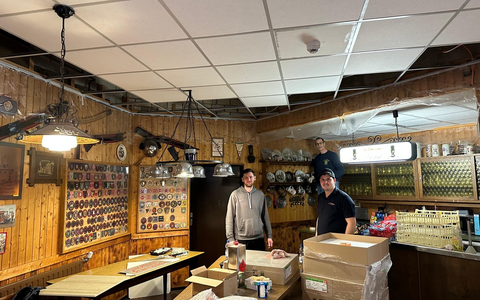 FW Weinheim: Ehrenamt mit handwerklichem Geschick. Feuerwehrangehörige engagieren sich weit über den Einsatzdienst hinaus - Foto: presseportal.de