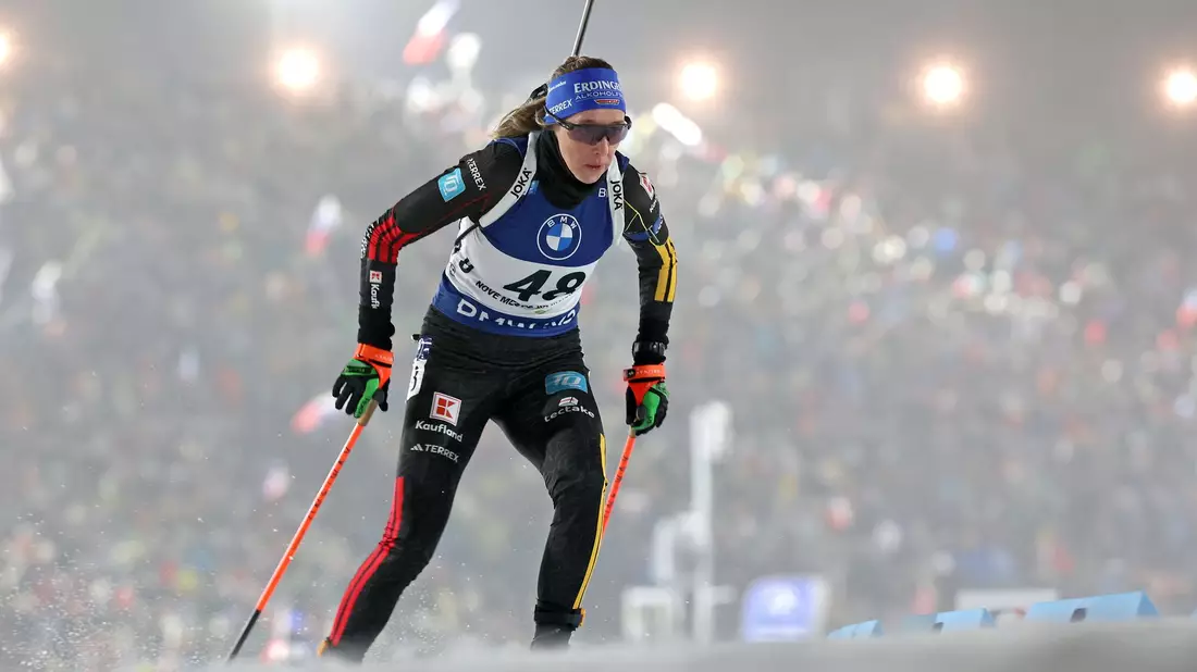 Franziska Preuß auf der Strecke in Nove Mesto. - Bild: Libor Plíhal/CTK/dpa