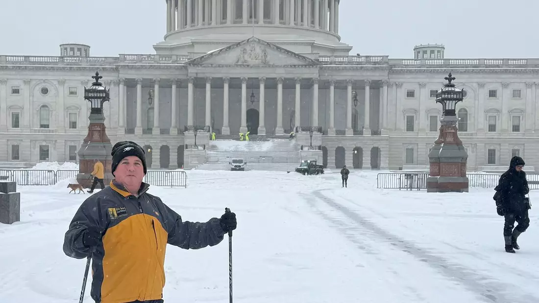 Skifahren in Washington. - Bild: Anna Ringle/dpa