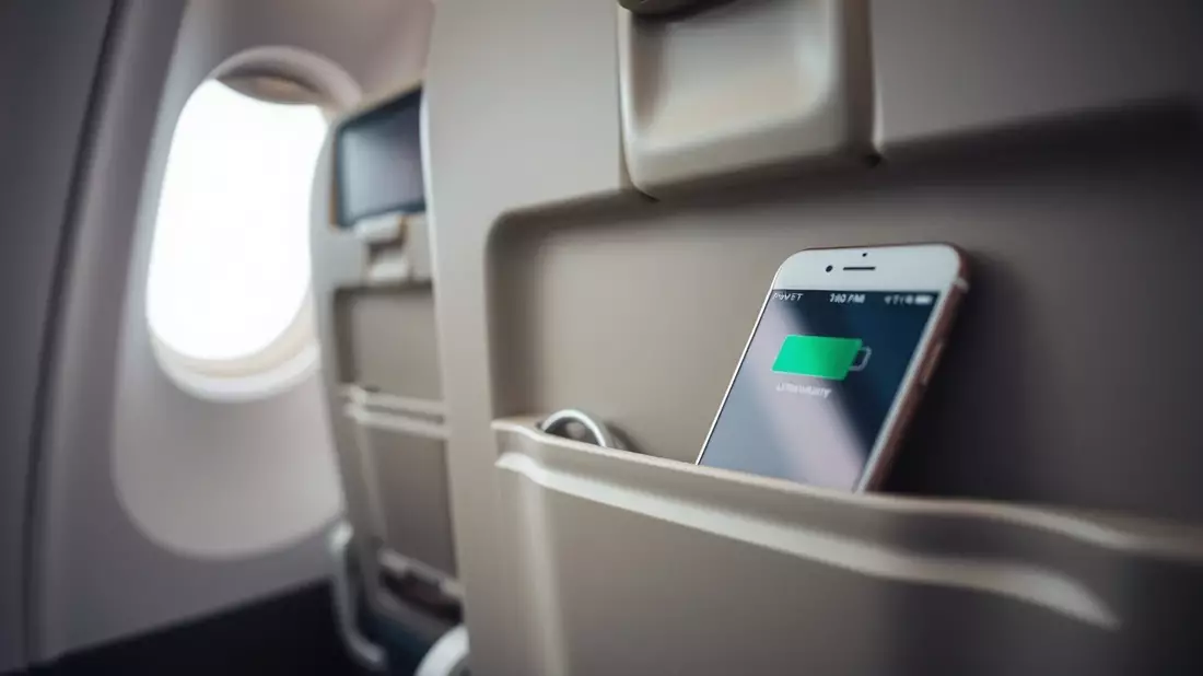 Lufthansa verbietet Powerbanks an Bord - Bild: über boerse-global.de