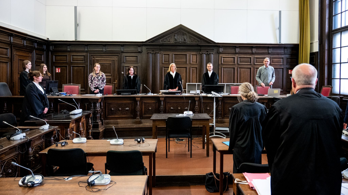Am Montag könnte das Urteil verkündet werden. (Archivbild) - Foto: Daniel Bockwoldt/dpa