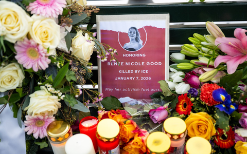 Renee Good war Anfang Januar bei einem ICE-Einsatz tödlich verletzt worden. (Archivbild) - Foto: Christophe Gateau/dpa