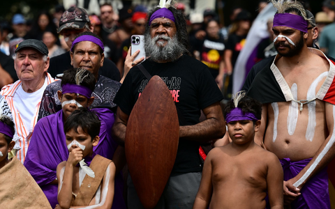 Die Kolonisierung war der Auftakt zur Unterdrückung der australischen Aborigines, einer der ältesten Kulturen der Welt. - Foto: Dean Lewins/AAP/dpa