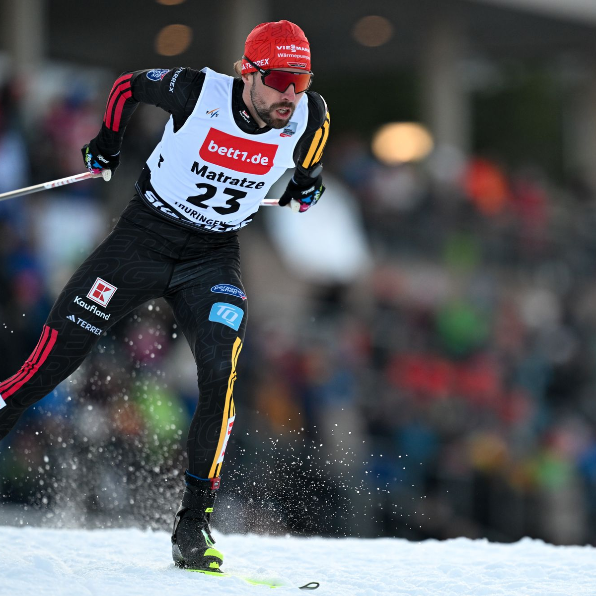 Kombinierer Johannes Rydzek zählt zu den Kandidaten für das Fahnenträger-Duo. (Archivbild) - Foto: Hendrik Schmidt/dpa
