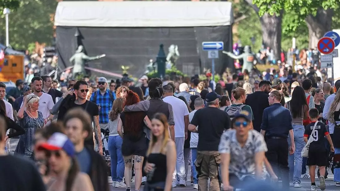 Menschen auf der Straße (Archiv) - Bild: via dts Nachrichtenagentur