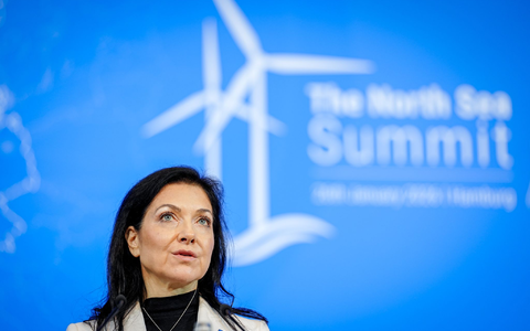 Bundeswirtschaftsministerin Reiche sieht die Notwendigkeit für mehr Vollzeitjobs. - Foto: Kay Nietfeld/dpa