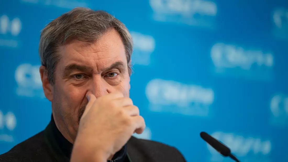 Markus Söder ist gegen einen WM-Boykott. - Bild: Peter Kneffel/dpa