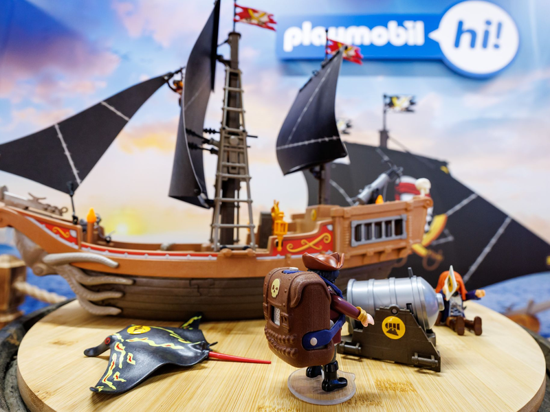 Die Playmobil-Welten sollen mit Geräuschen und sprechenden Figuren quasi lebendig werden.  - Foto: Daniel Karmann/dpa