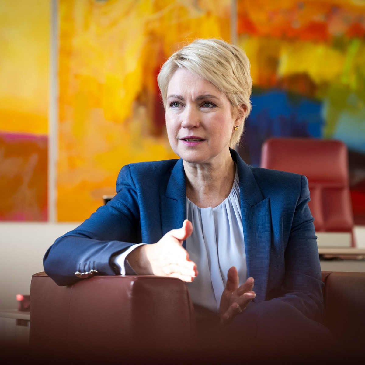 «Die CDU ist nicht klug beraten, wenn sie ständig verkündet, dass die Menschen in Deutschland nicht genug arbeiten», sagt Mecklenburg-Vorpommerns Ministerpräsidentin Schwesig. (Archivbild) - Foto: Philip Dulian/dpa