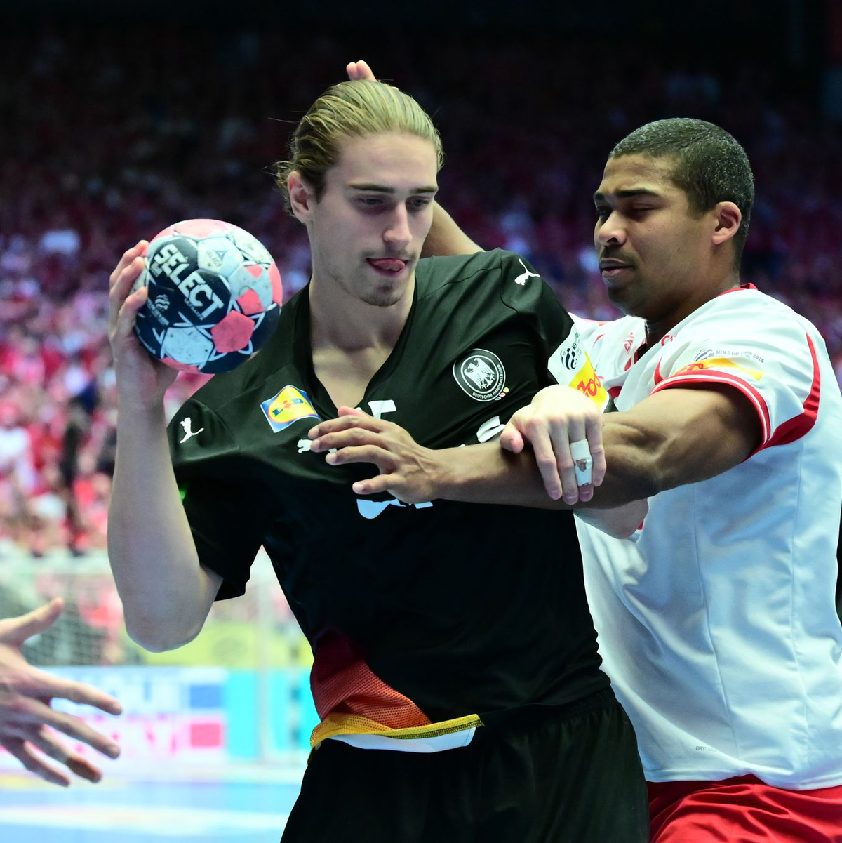 Spielmacher Juri Knorr enttäuscht bei dieser EM fast durchweg. - Foto: Sina Schuldt/dpa