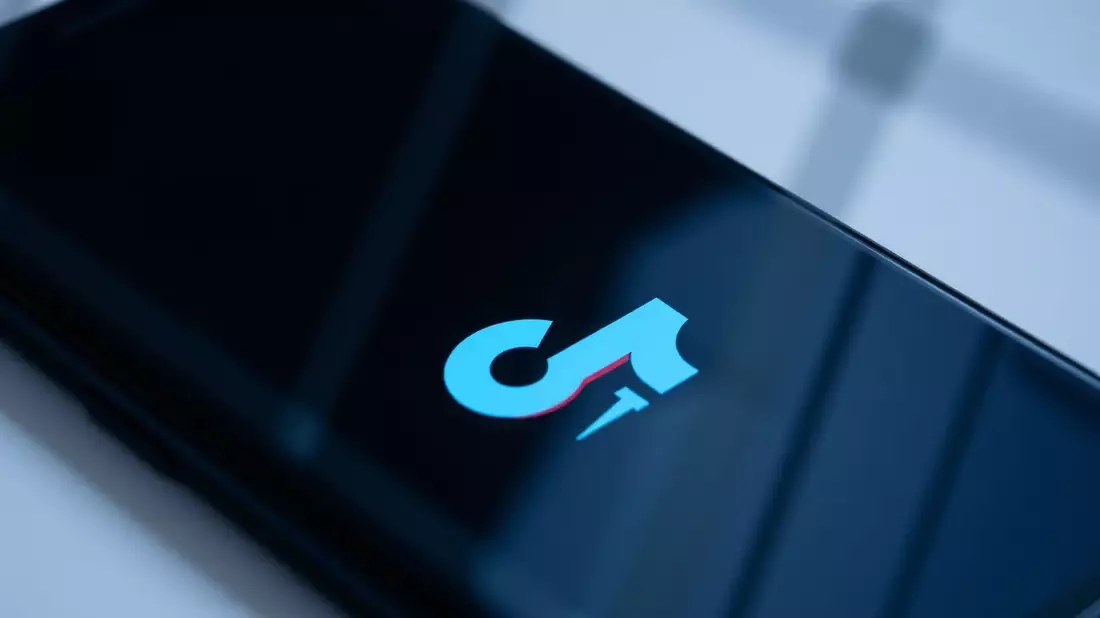 TikTok muss Alterskontrolle in Deutschland verschärfen - Bild: über boerse-global.de