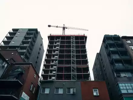 Comparis-Studie: Schweizer lehnen höheres Bauen trotz Wohnungsnot ab - Foto: über boerse-global.de
