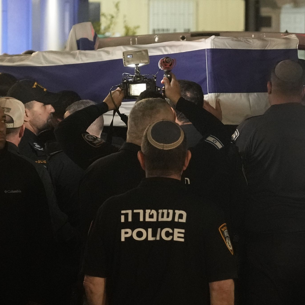 Alle von der Hamas entführten Geiseln sind zurück in Israel.  - Foto: Mahmoud Illean/AP/dpa