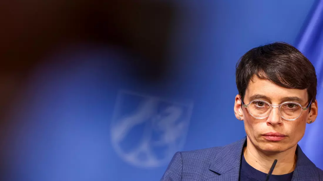 Paul erklärte ihren Rücktritt mit der zunehmenden Polarisierung um ihre Person - und gab sich selbstkritisch. - Bild: Christoph Reichwein/dpa