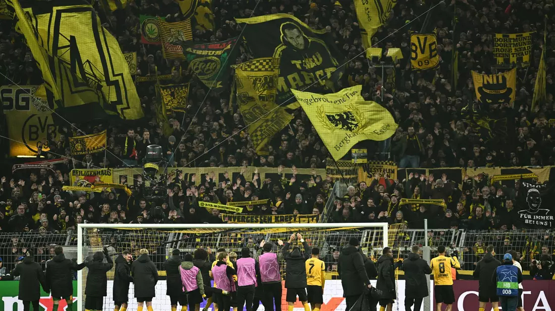 Die Südtribüne soll auch gegen Inter ein besonderer Rückhalt sein. (Archivbild) - Bild: Bernd Thissen/dpa