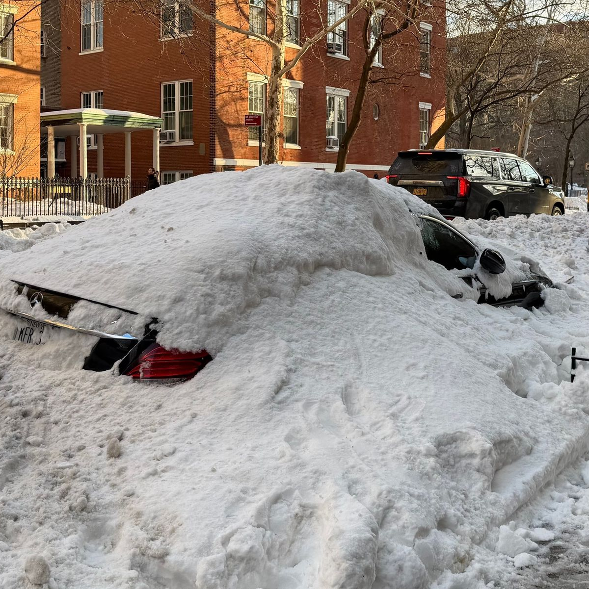 Auch wenn große Teile Deutschlands unter einer weißen Schneedecke liegen - die Menge reicht nicht an die Schneemassen in den USA heran. - Foto: Jeff Rivera/TheNEWS2 via ZUMA Press Wire/dpa