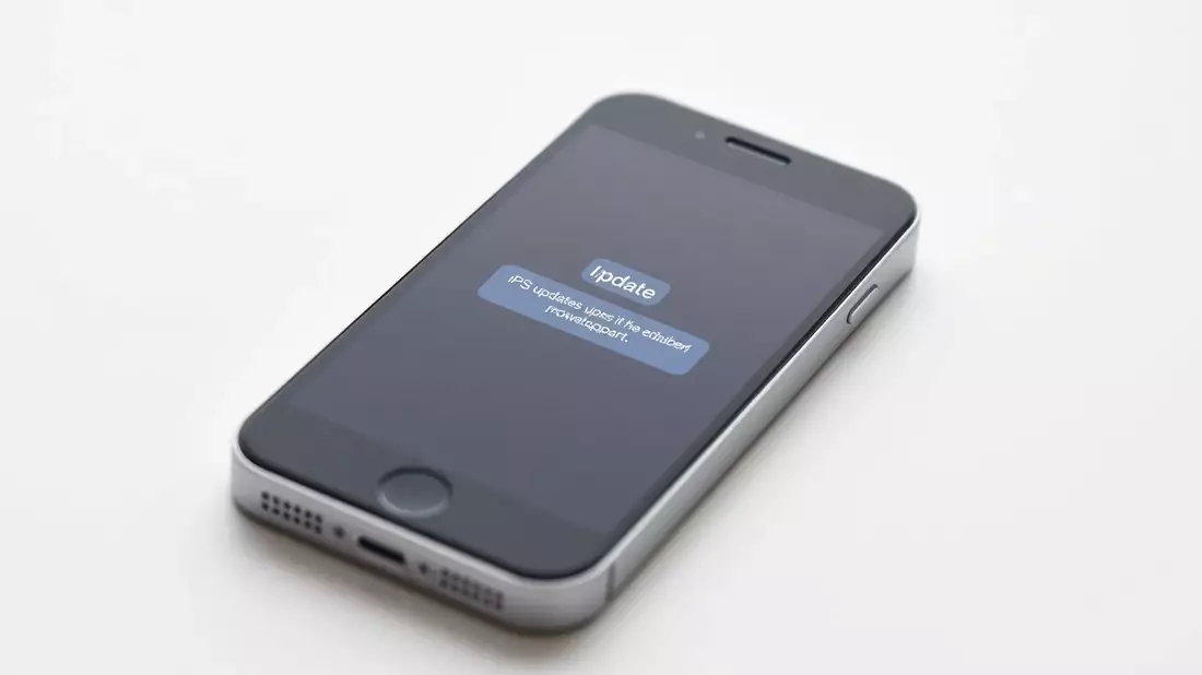 Apple patcht noch 13 Jahre alte iPhones - Bild: über boerse-global.de